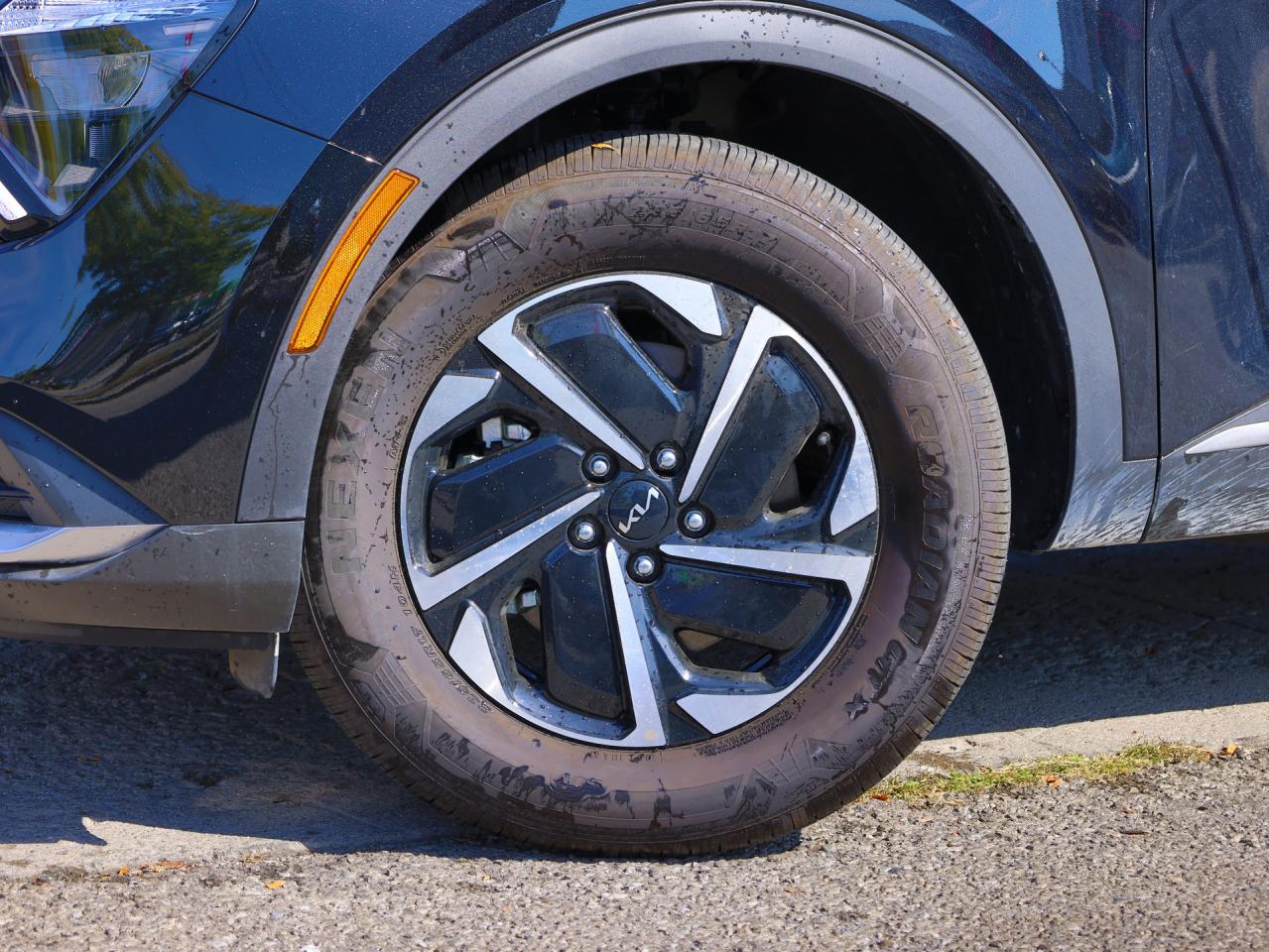 2024 Kia Sportage Hybrid EX AWD   Smart Cruise   Leather   Push Start Photo