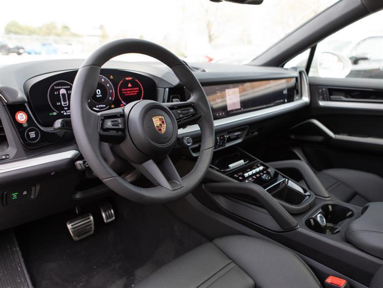 2025 Porsche Cayenne S Coupe AWD Photo