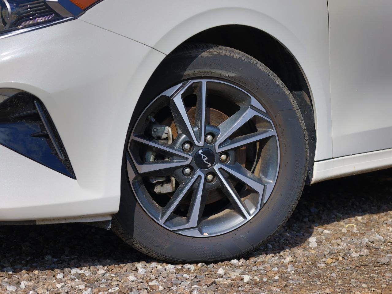 2024 Kia Forte EX   Blindspot Alert   Lane Assist   Android Auto Photo