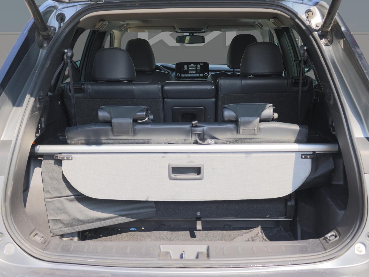 2023 Mitsubishi Outlander PHEV SEL S-AWC   Rain-Sensing Wipers   NAV   360 Cam Photo