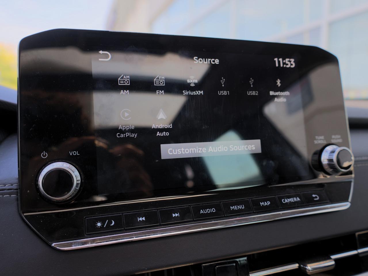 2023 Mitsubishi Outlander PHEV SEL S-AWC   Rain-Sensing Wipers   NAV   360 Cam Photo