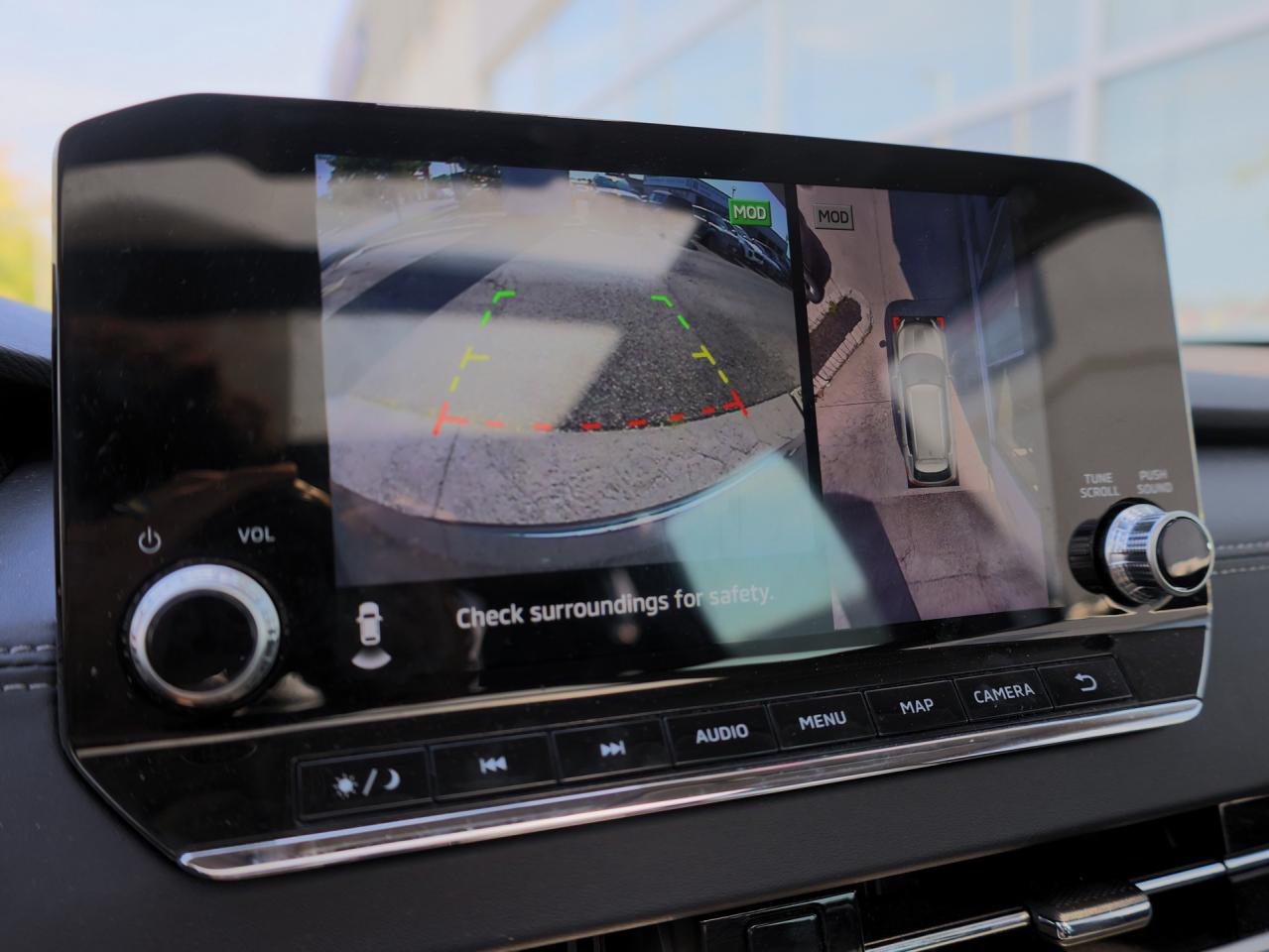 2023 Mitsubishi Outlander PHEV SEL S-AWC   Rain-Sensing Wipers   NAV   360 Cam Photo