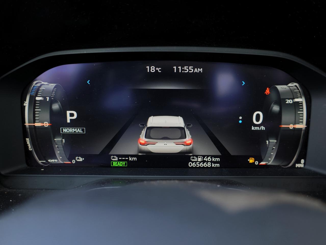 2023 Mitsubishi Outlander PHEV SEL S-AWC   Rain-Sensing Wipers   NAV   360 Cam Photo