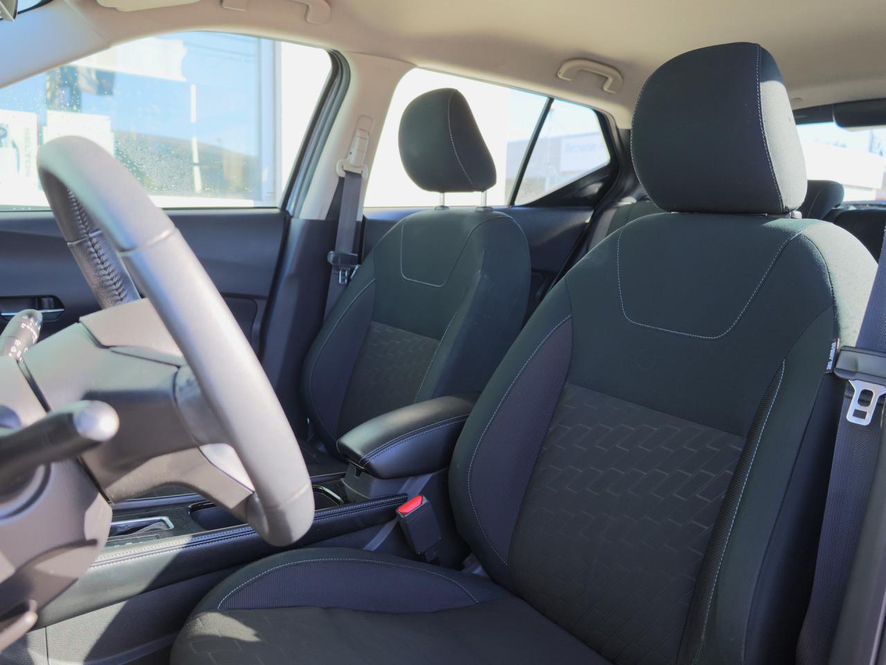 2024 Nissan Kicks SV   Climate Ctrl   Smart Cruise   Push Start Photo