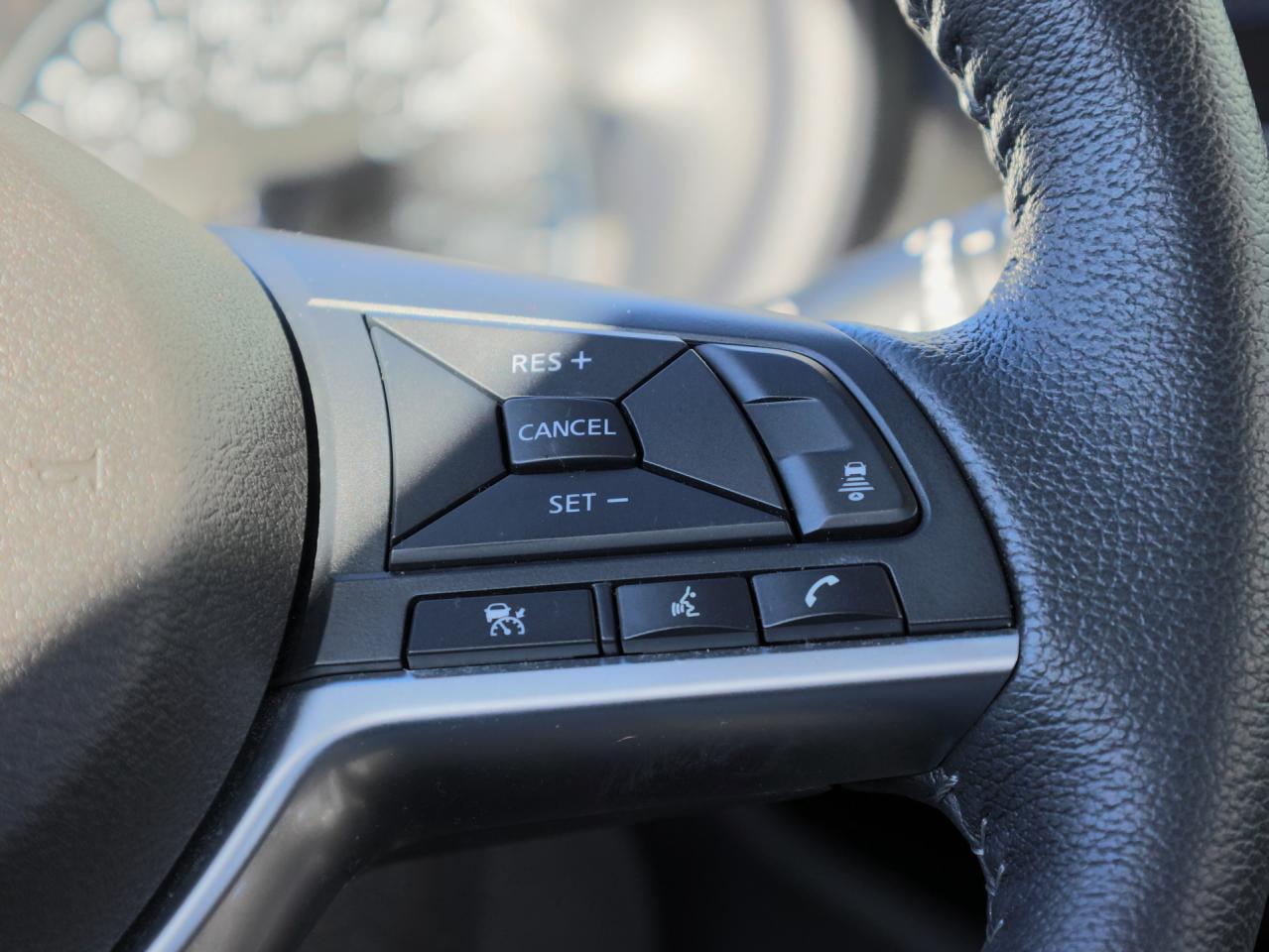 2024 Nissan Kicks SV   Climate Ctrl   Smart Cruise   Push Start Photo