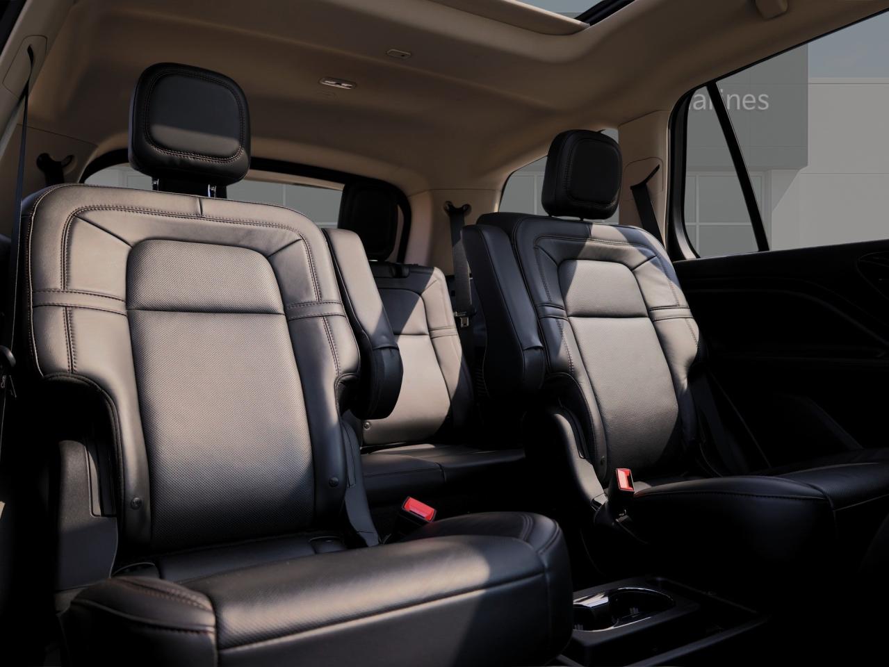 2022 Lincoln Aviator Reserve AWD   Leather   Climate Ctrl   360 Camera Photo