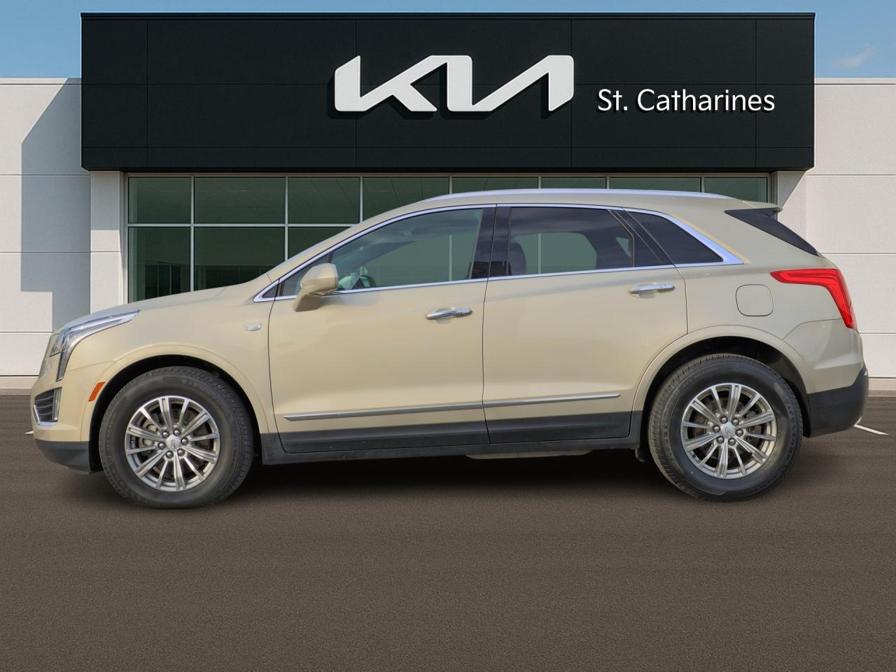 2017 Cadillac XT5 Luxury AWD   Navi   Leather   Panoramic Sunroof Photo2