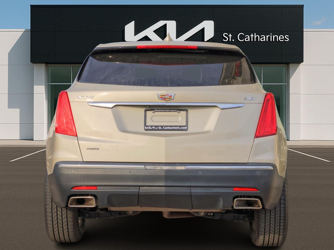 2017 Cadillac XT5 Luxury AWD   Navi   Leather   Panoramic Sunroof Photo