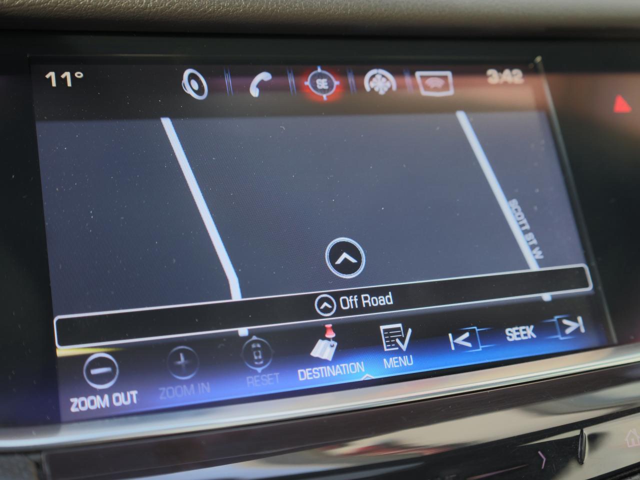 2017 Cadillac XT5 Luxury AWD   Navi   Leather   Panoramic Sunroof Photo