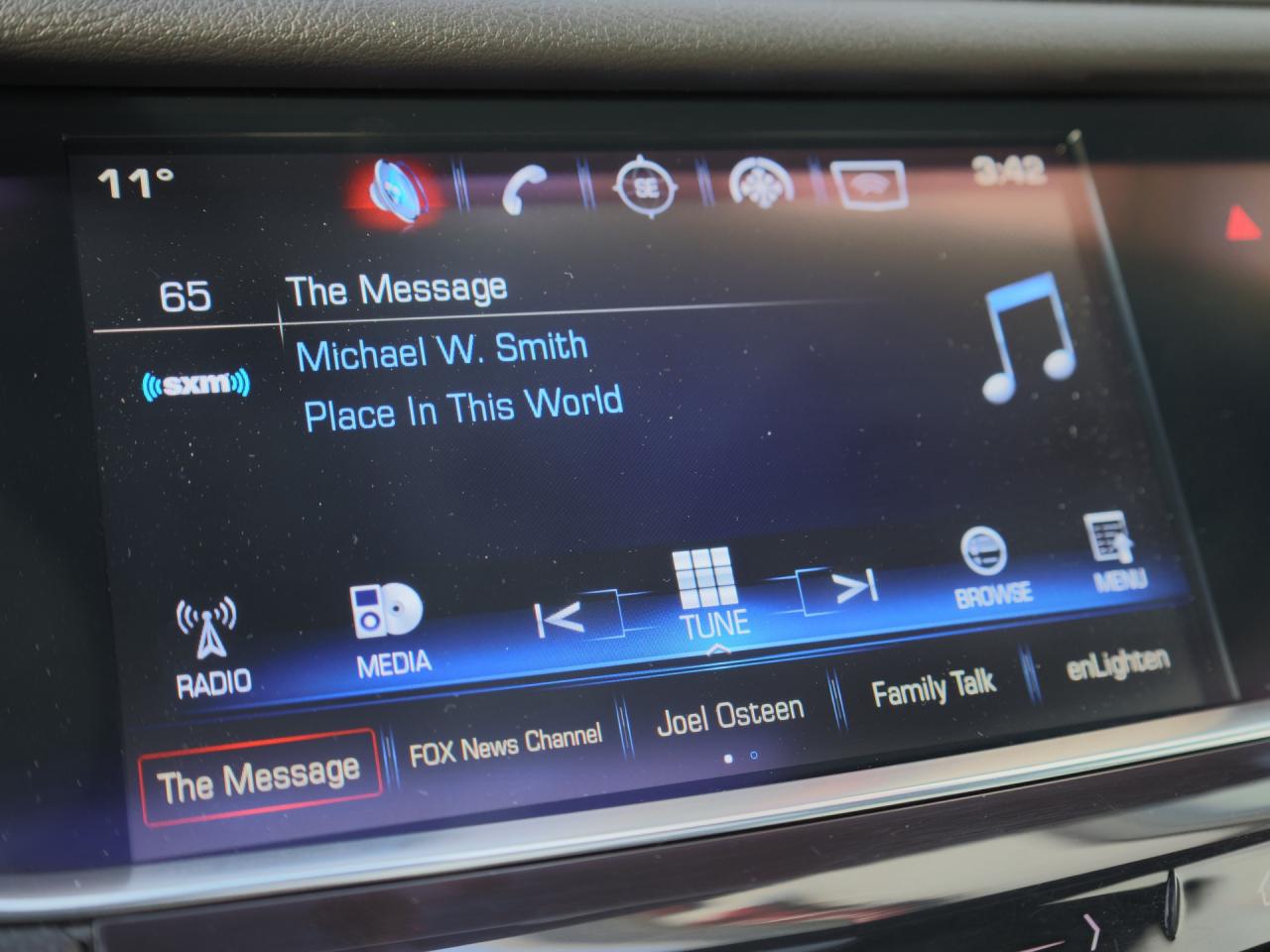 2017 Cadillac XT5 Luxury AWD   Navi   Leather   Panoramic Sunroof Photo