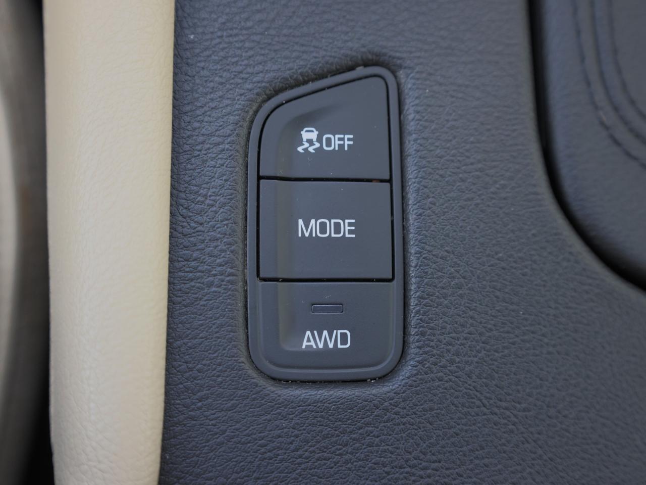 2017 Cadillac XT5 Luxury AWD   Navi   Leather   Panoramic Sunroof Photo