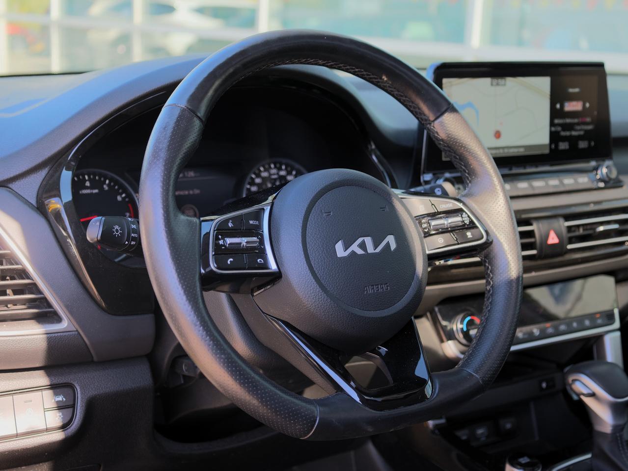 2023 Kia Seltos SX AWD   HUD   Bose Sound   Ventilated Seat Photo