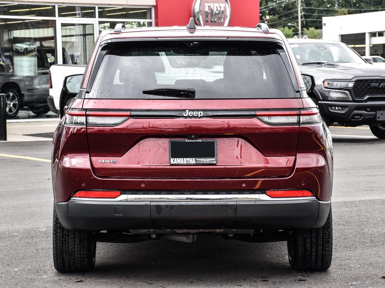 2023 Jeep Grand Cherokee 4xe Photo4