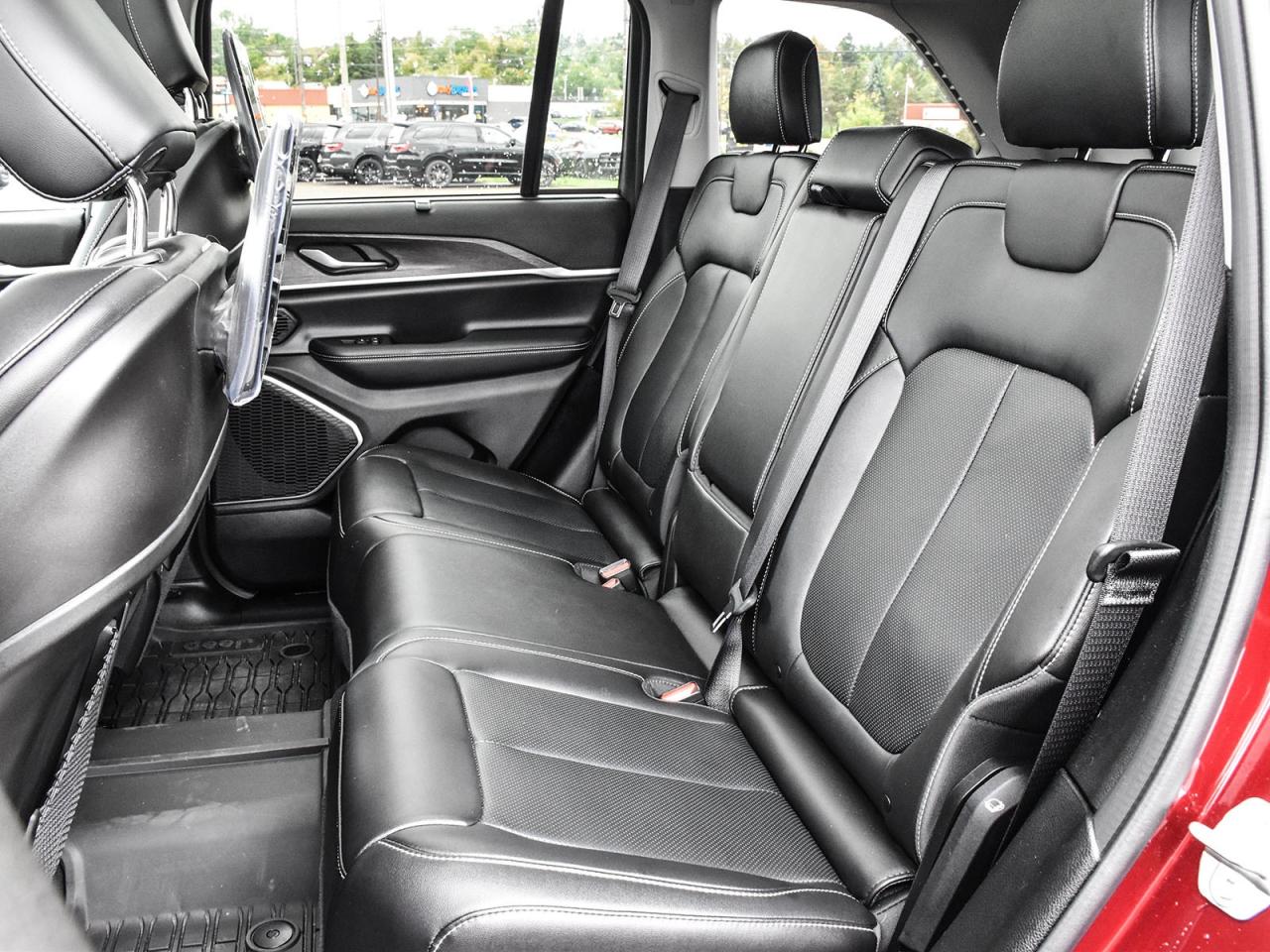 2023 Jeep Grand Cherokee 4xe Photo