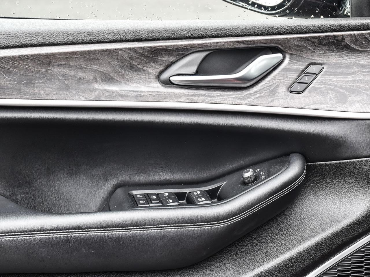 2023 Jeep Grand Cherokee 4xe Photo