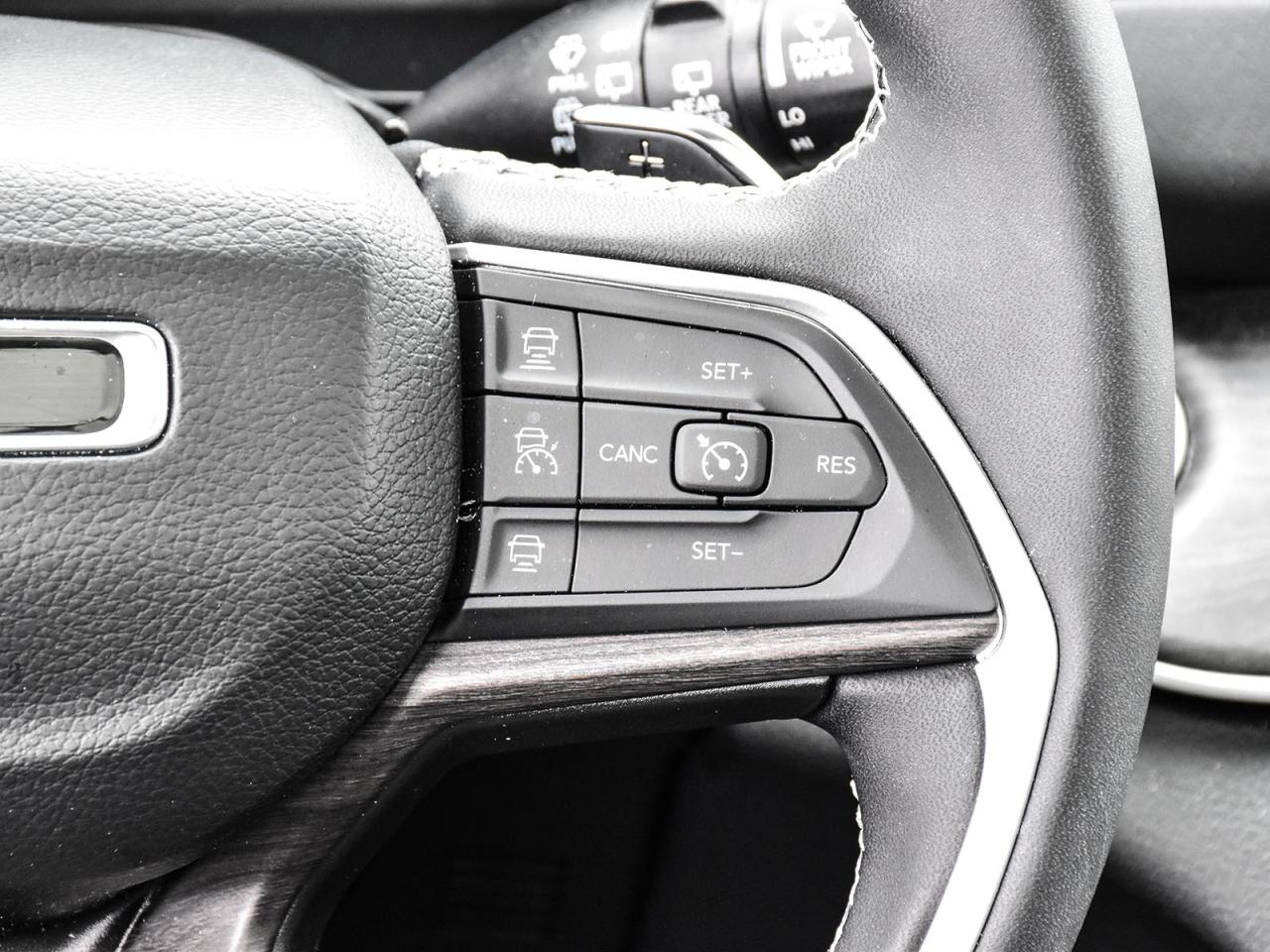 2023 Jeep Grand Cherokee 4xe Photo