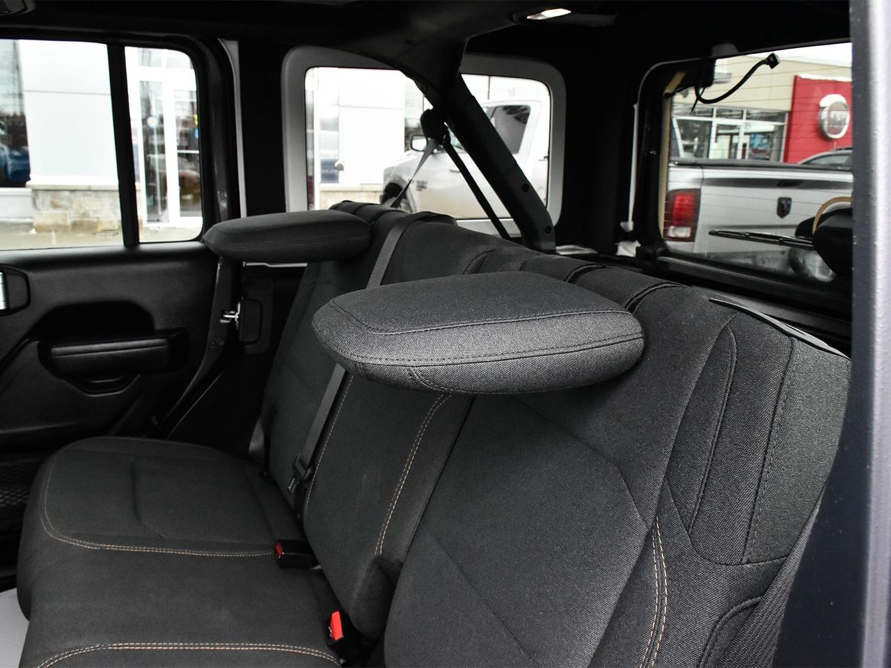 2024 Jeep Wrangler SPORT Photo