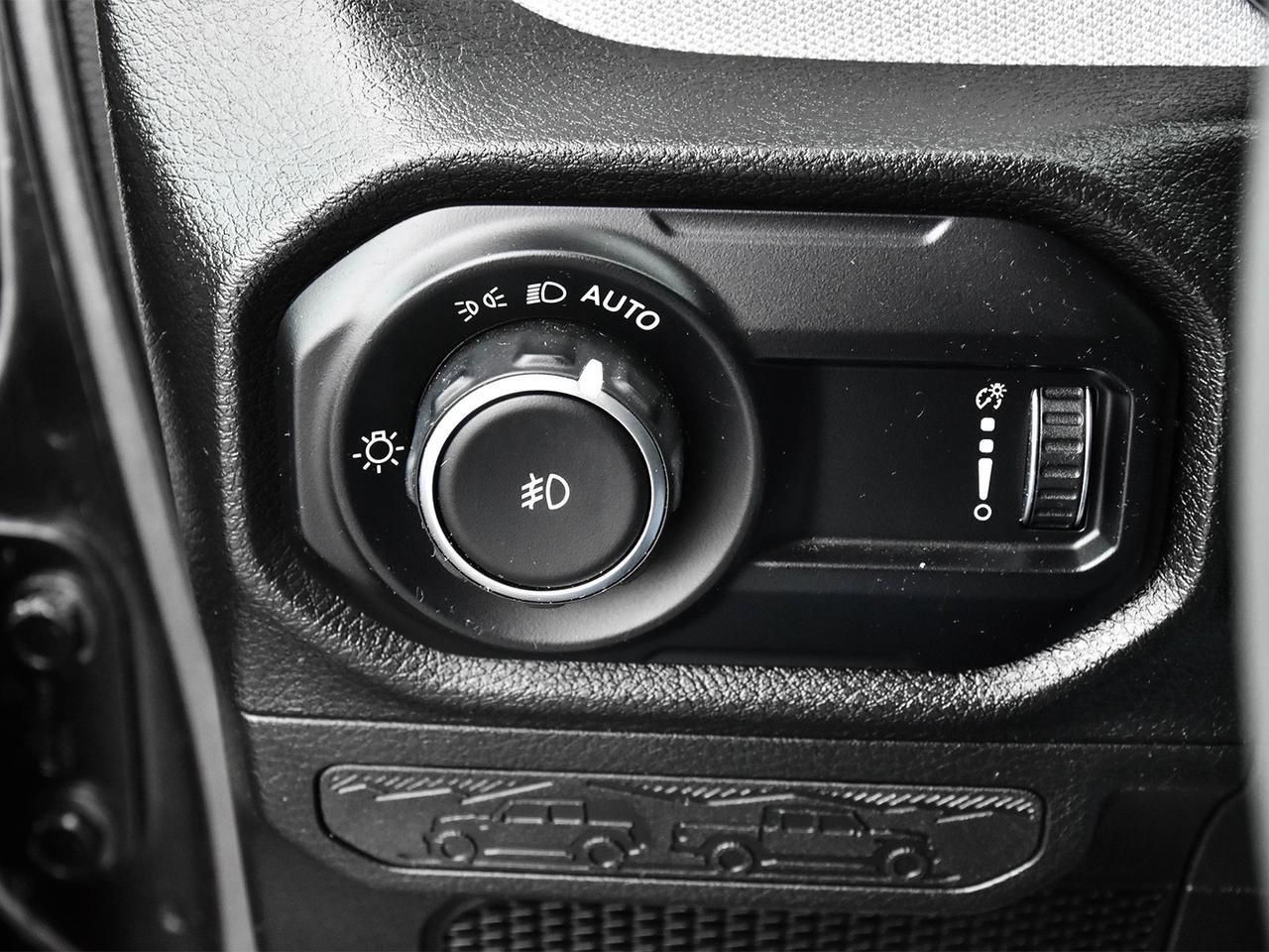 2024 Jeep Wrangler SPORT Photo