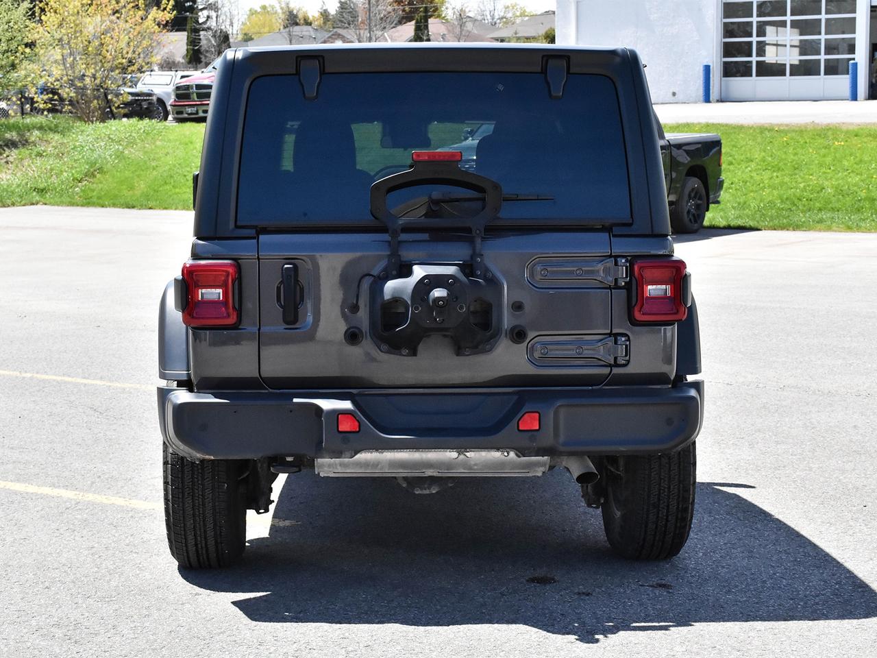 2024 Jeep Wrangler Sport S Photo