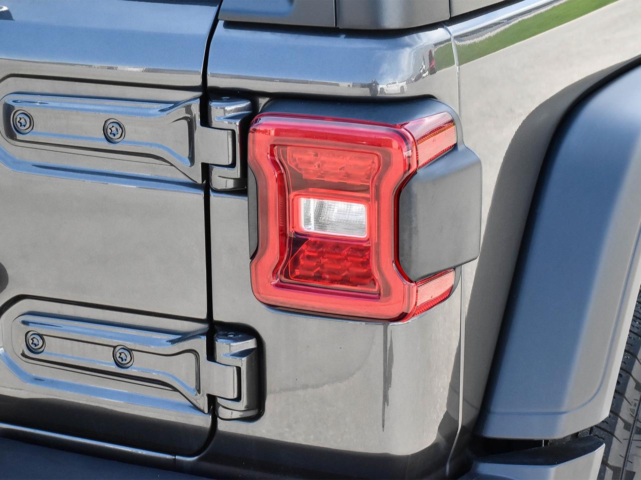 2024 Jeep Wrangler Sport S Photo