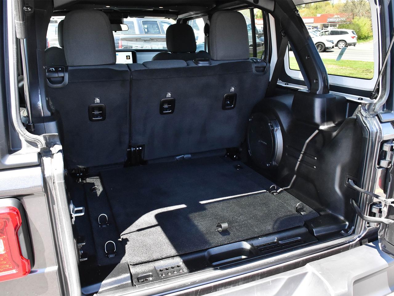 2024 Jeep Wrangler Sport S Photo