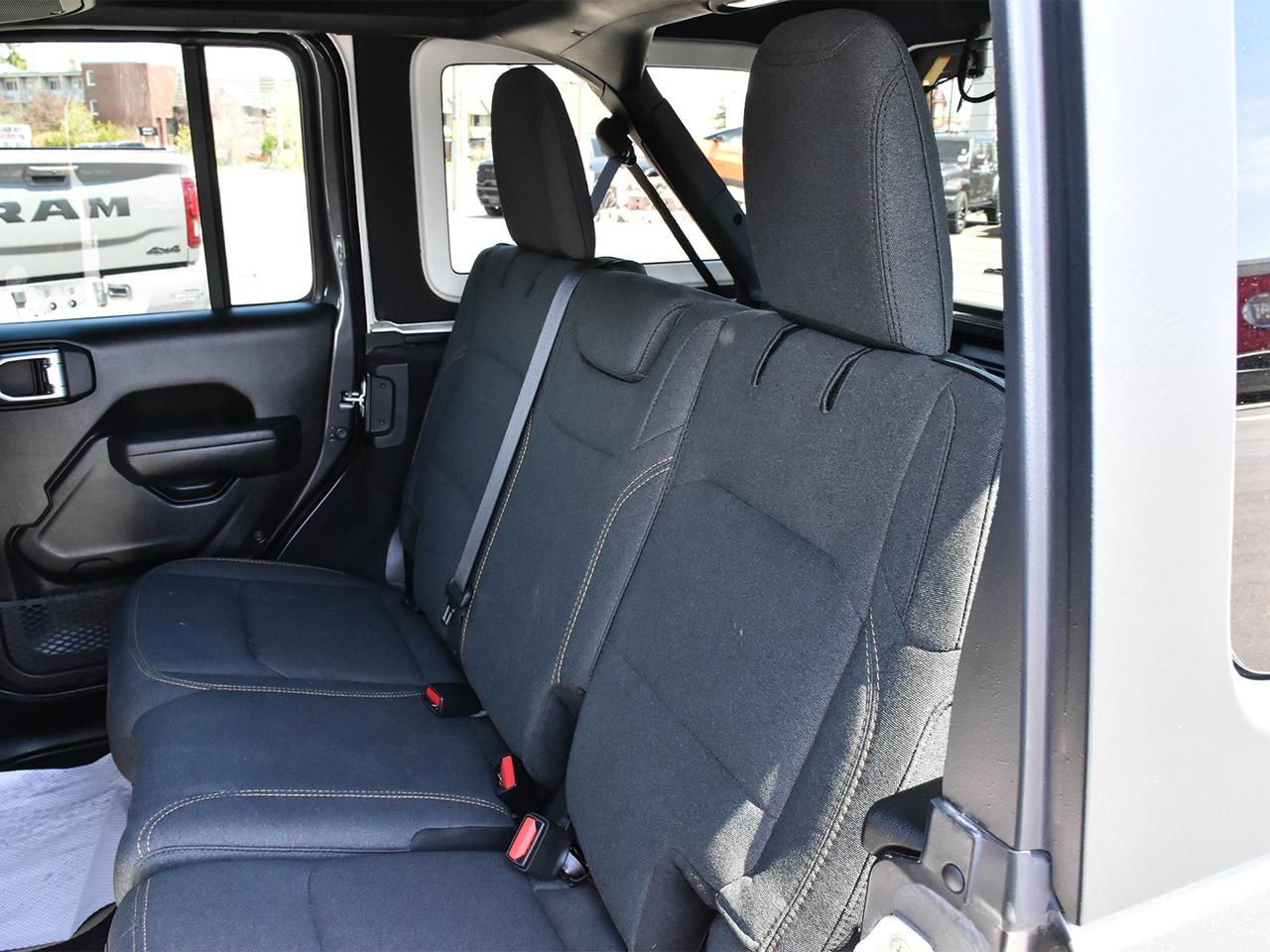 2024 Jeep Wrangler Sport S Photo
