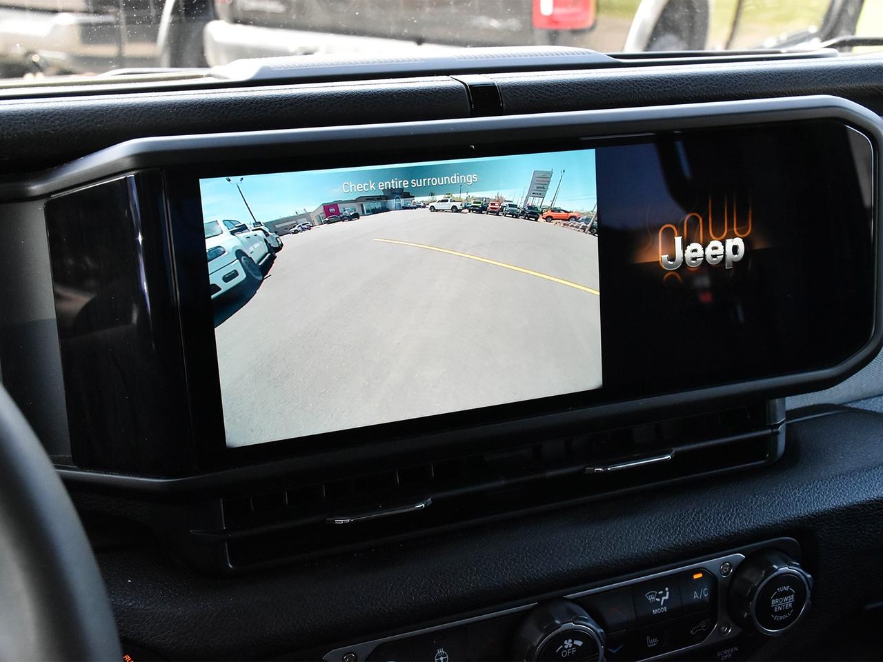 2024 Jeep Wrangler Sport S Photo