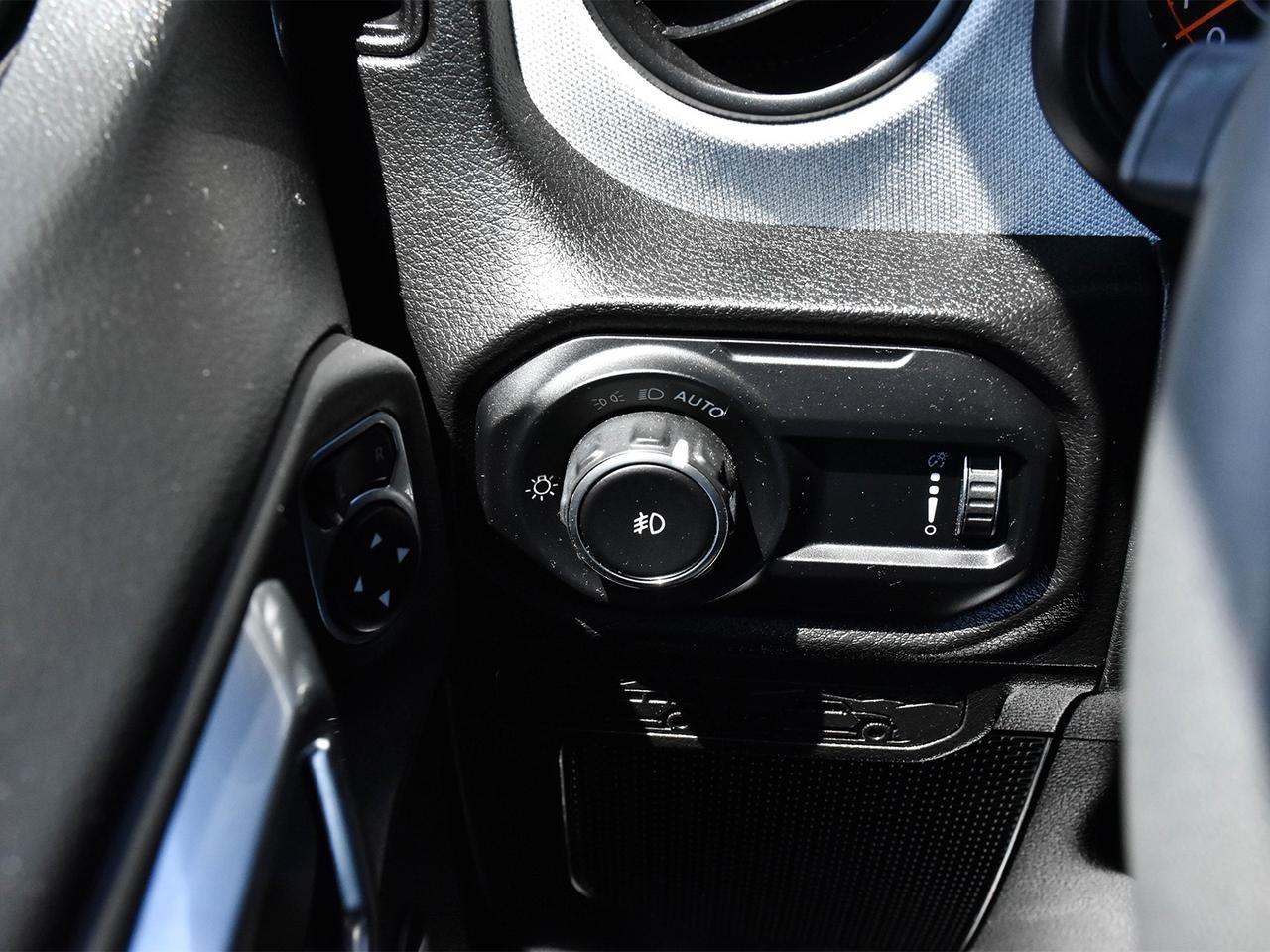 2024 Jeep Wrangler Sport S Photo