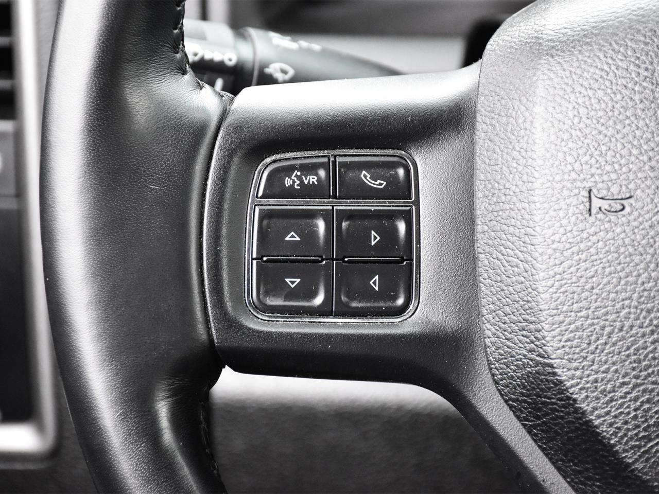 2022 RAM 1500 Classic EXPRESS Photo