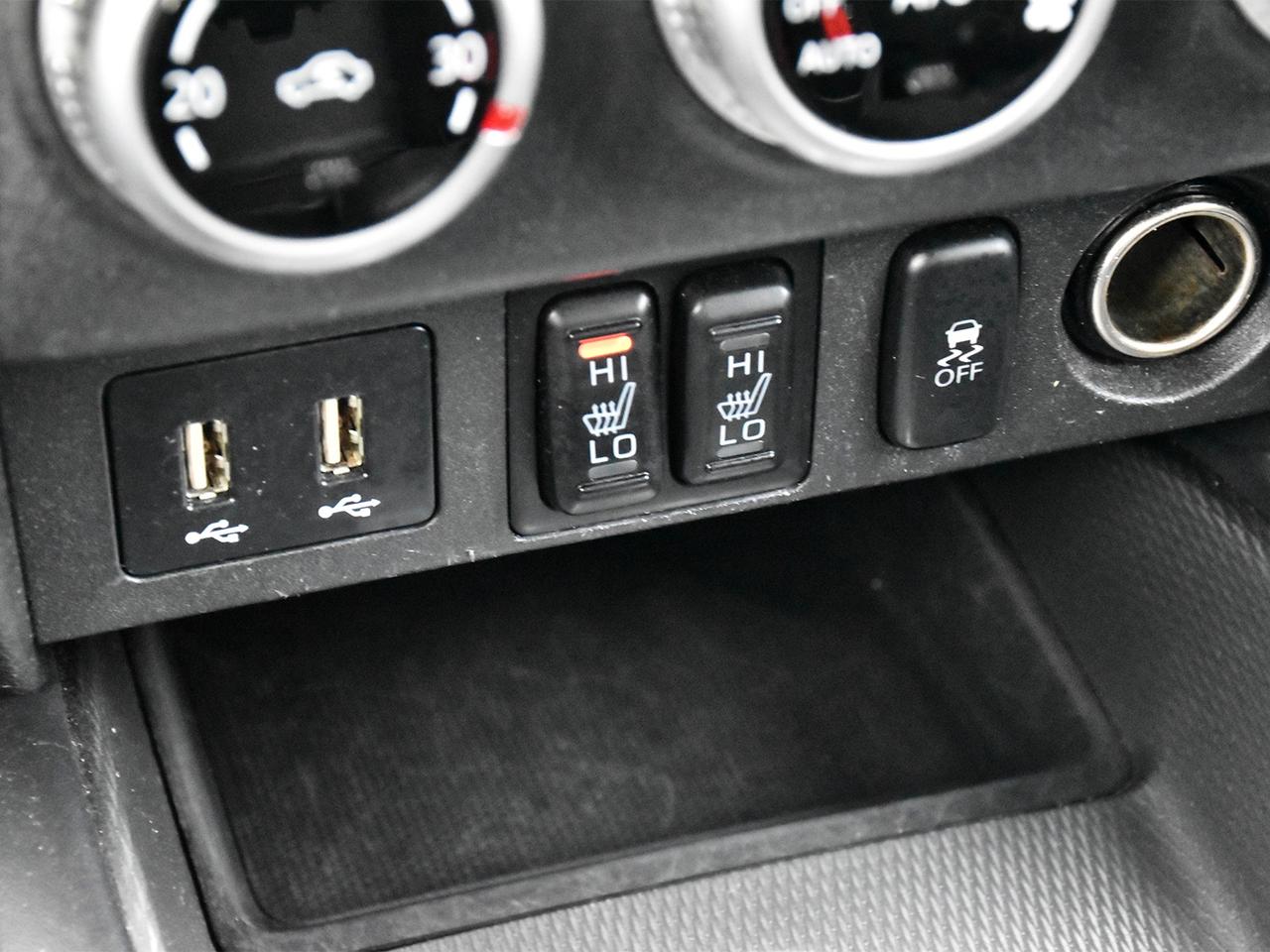 2022 Mitsubishi RVR ES Photo