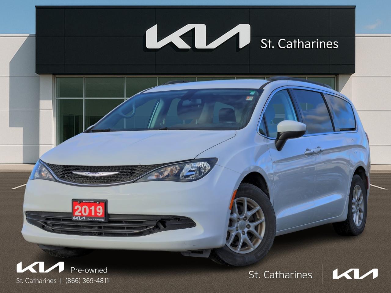 2019 Chrysler Pacifica Touring   Stow ’n Go   Tri-Zone Climate   CarPlay Photo0