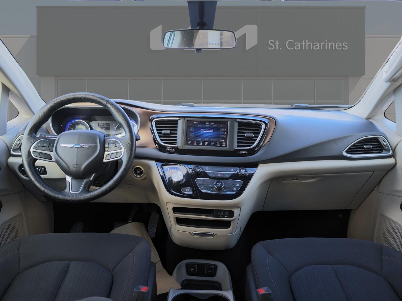 2019 Chrysler Pacifica Touring   Stow ’n Go   Tri-Zone Climate   CarPlay Photo