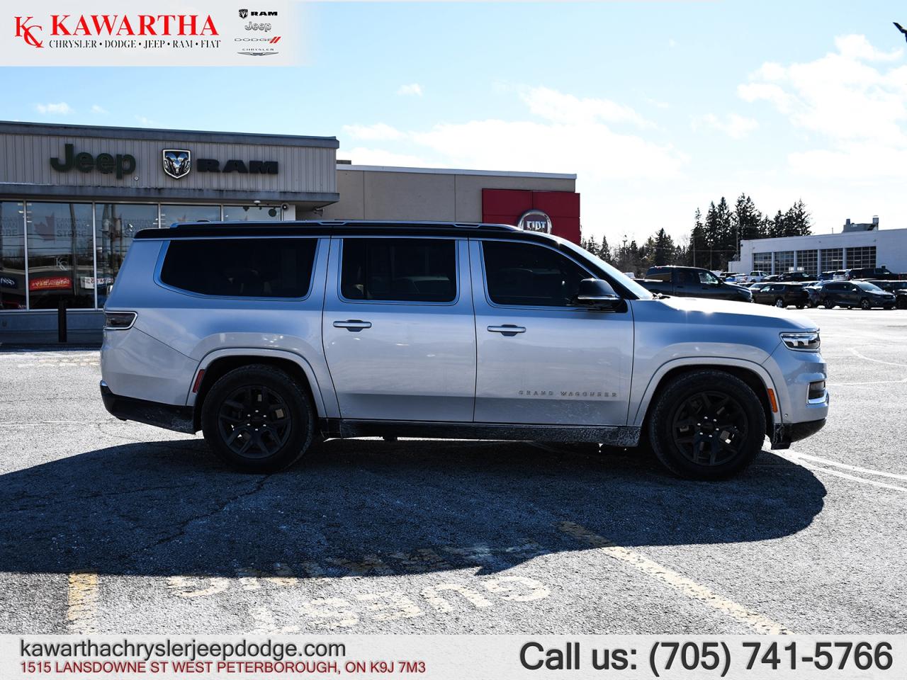 2023 Jeep Grand Wagoneer L Series III Photo