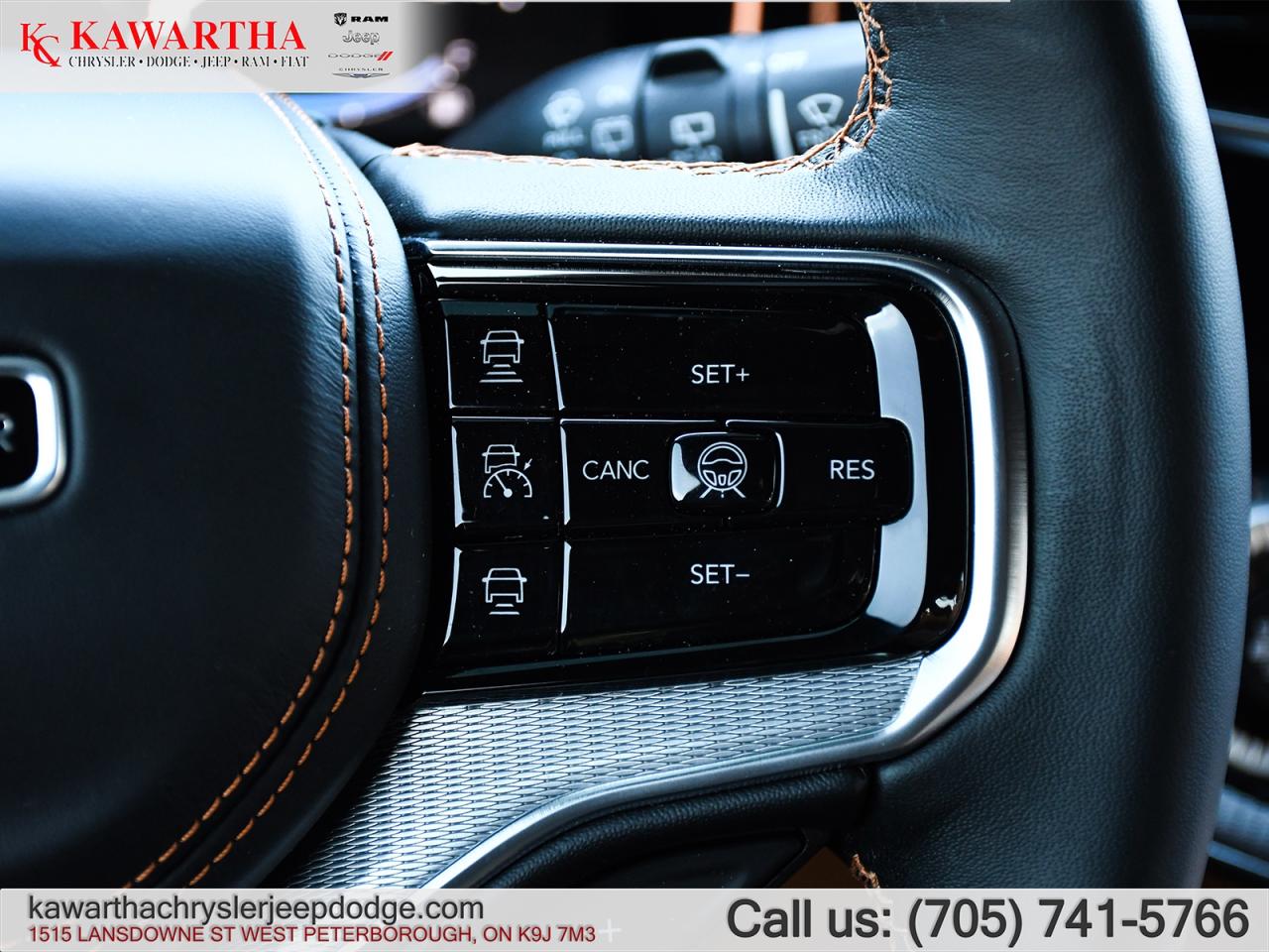 2023 Jeep Grand Wagoneer L Series III Photo