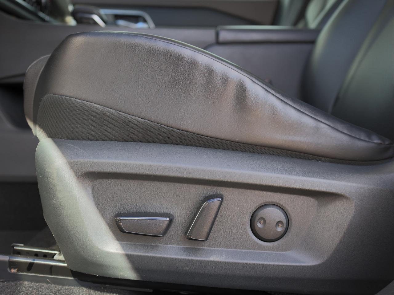 2021 Nissan Rogue SV AWD   360° Cam   Power Liftgate   Remote Start Photo