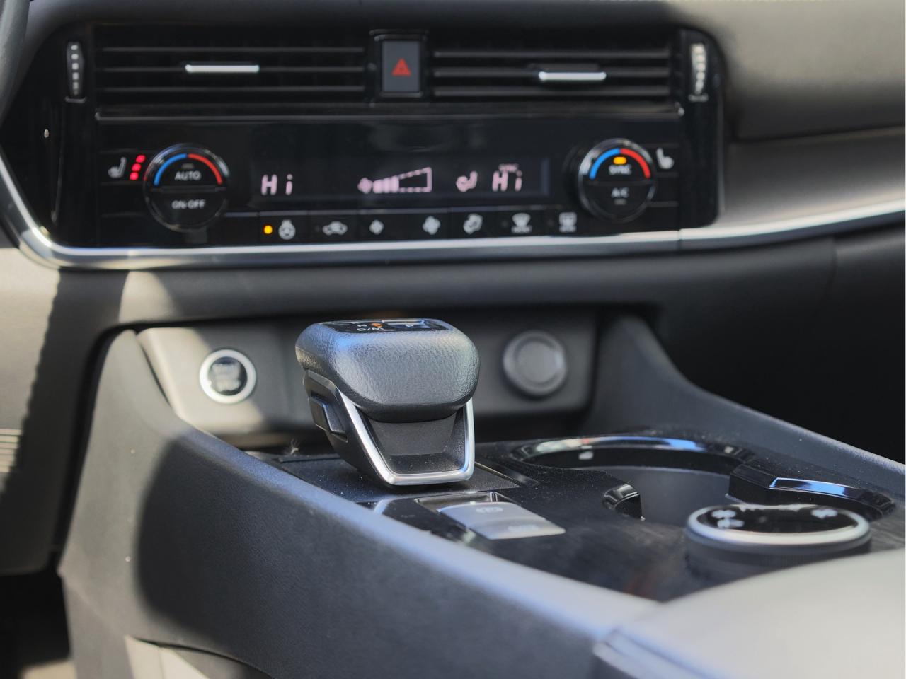 2021 Nissan Rogue SV AWD   360° Cam   Power Liftgate   Remote Start Photo