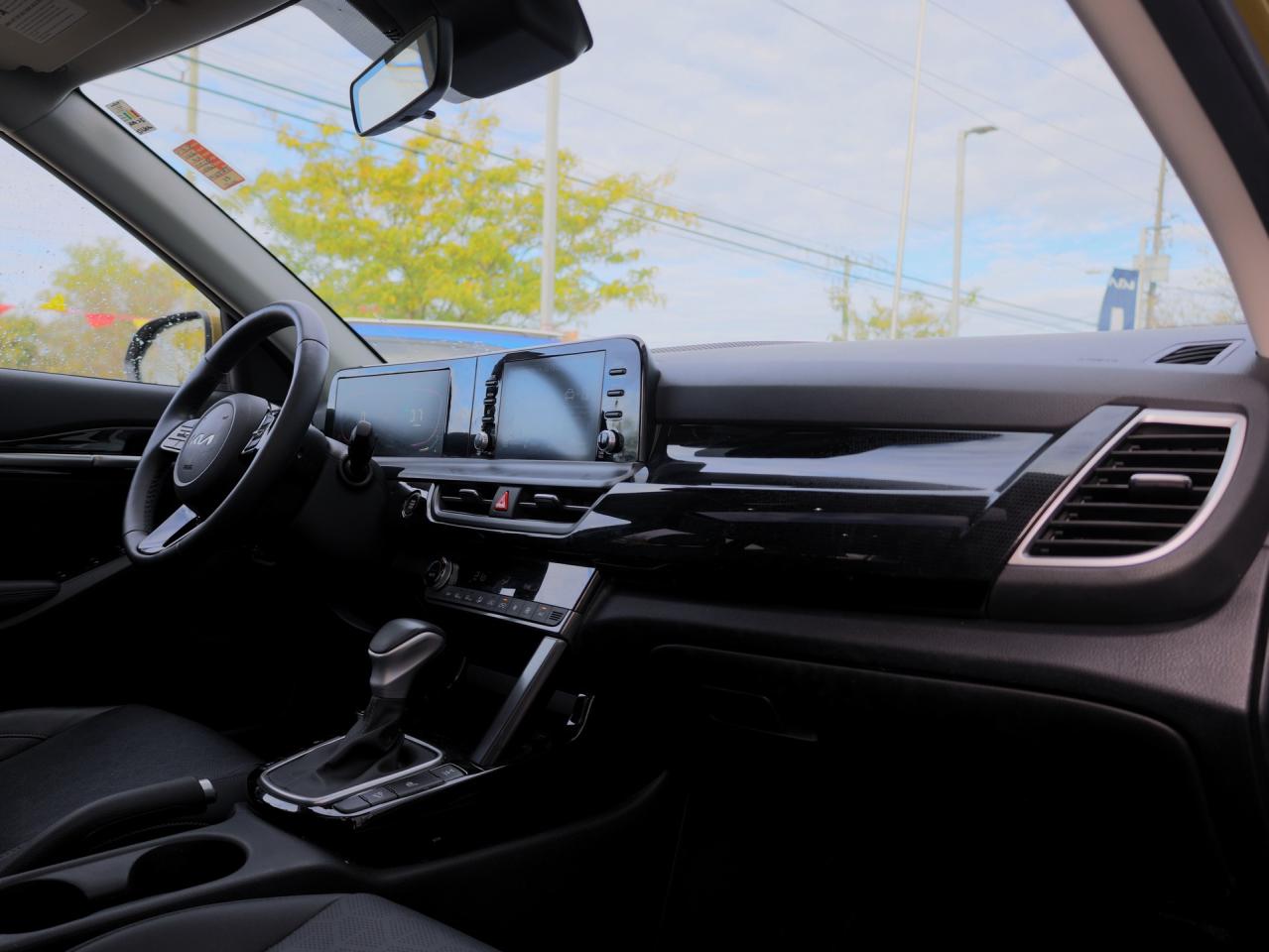 2024 Kia Seltos EX AWD   Htd Seats   Apple CarPlay   Blind Spot Photo
