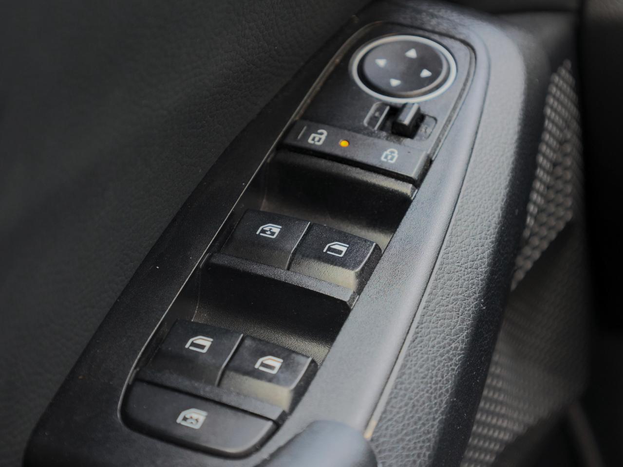 2024 Kia Seltos EX AWD   Htd Seats   Apple CarPlay   Blind Spot Photo