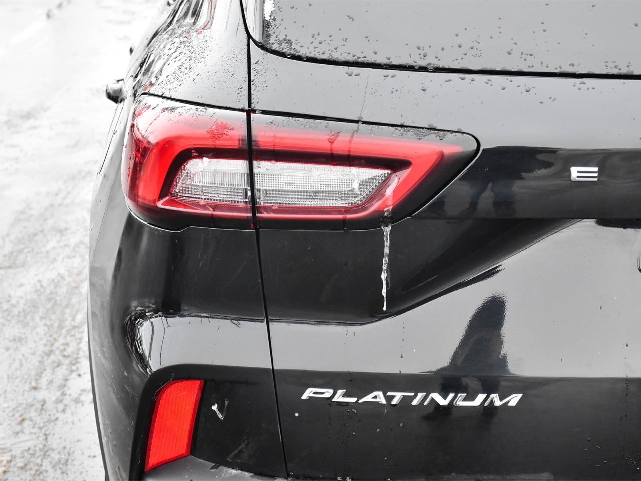 2023 Ford Escape Platinum Photo