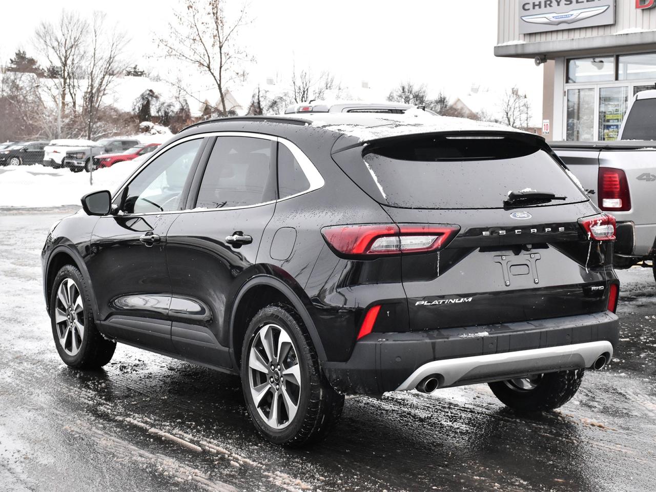 2023 Ford Escape Platinum Photo