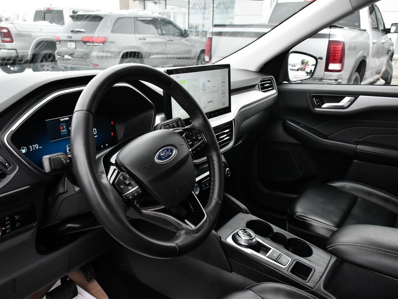 2023 Ford Escape Platinum Photo