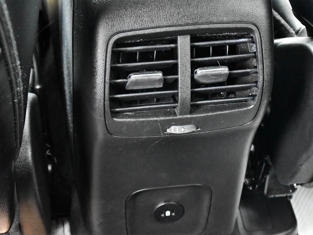 2023 Ford Escape Platinum Photo