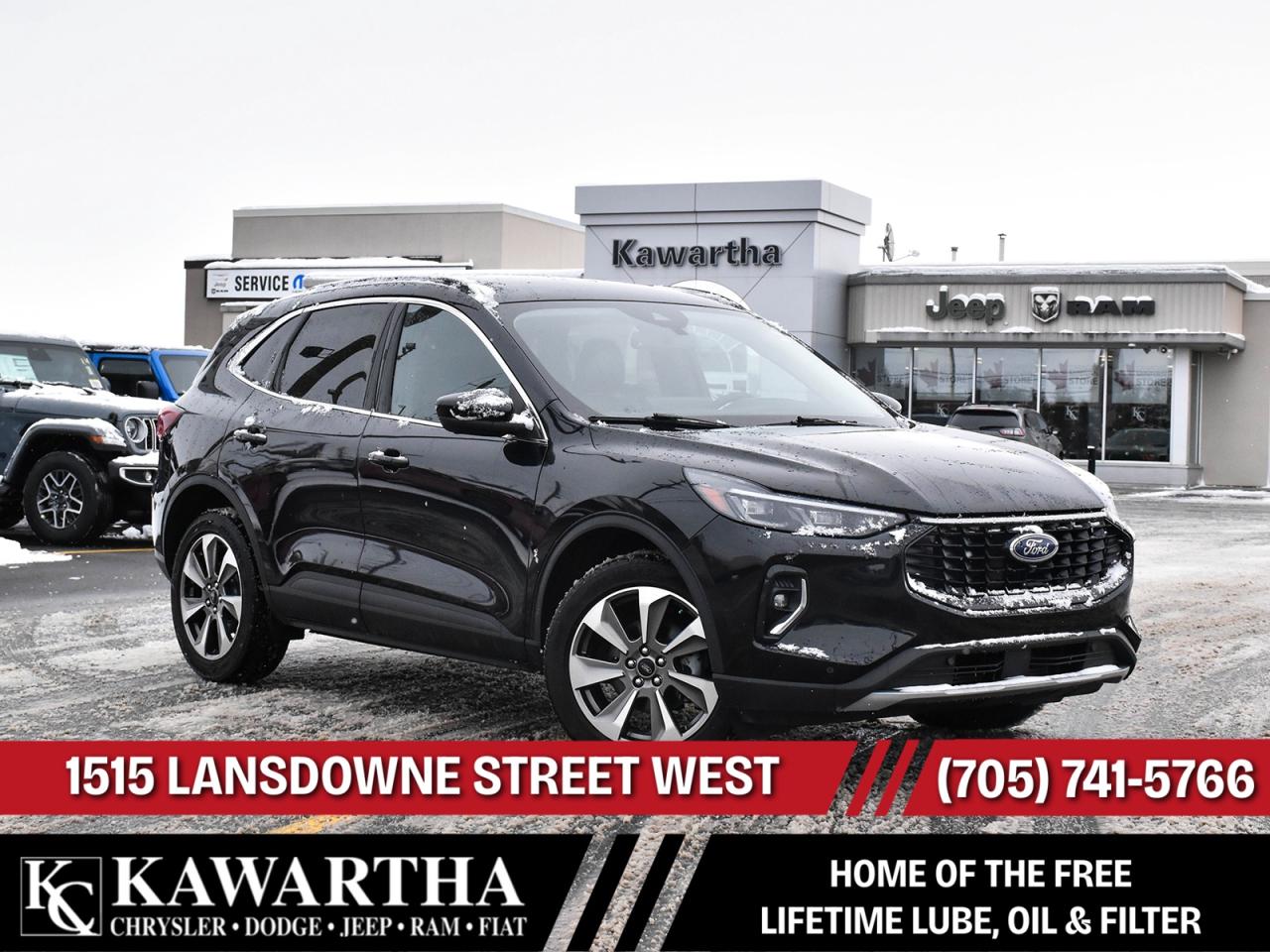 2023 Ford Escape Platinum Photo0