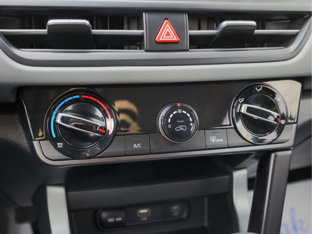 2024 Kia Seltos LX AWD   Heated Seats   CarPlay   Lane Keep Assist Photo