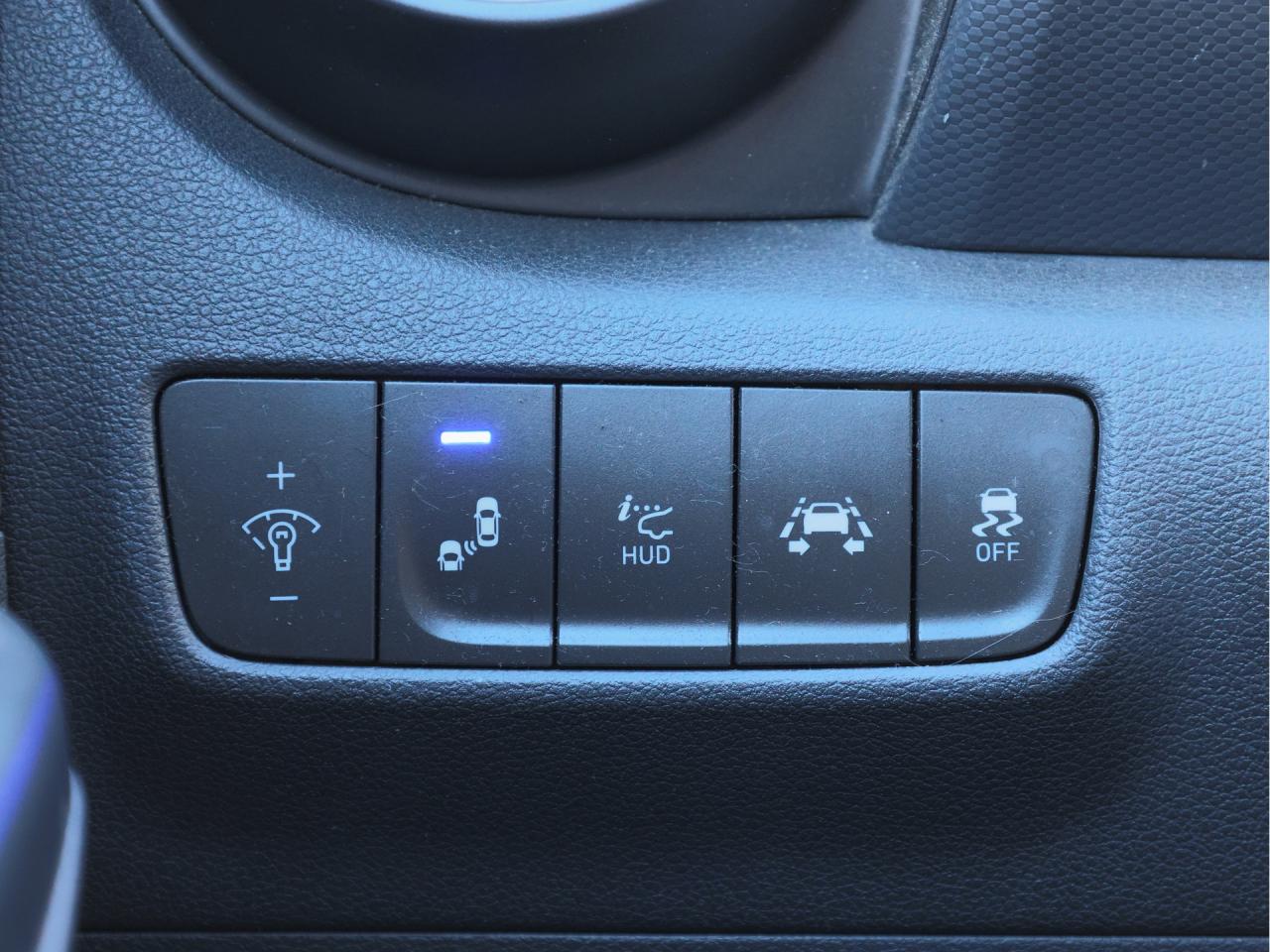 2020 Hyundai KONA Ultimate AWD   Sunroof   Head-Up Display   Turbo Photo