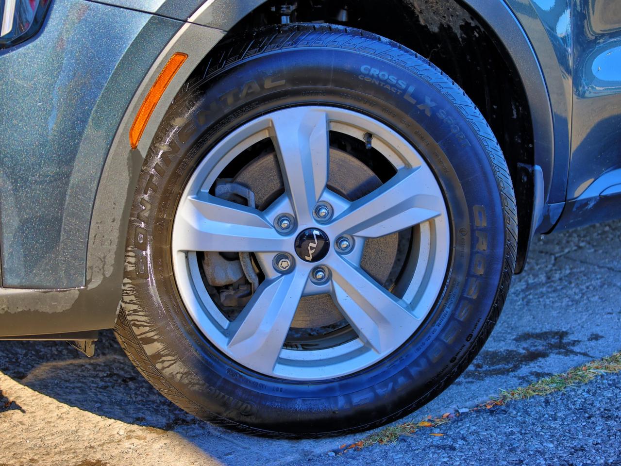 2024 Kia Sorento LX AWD   Lane Assist   Heated Seat   Cruise Photo