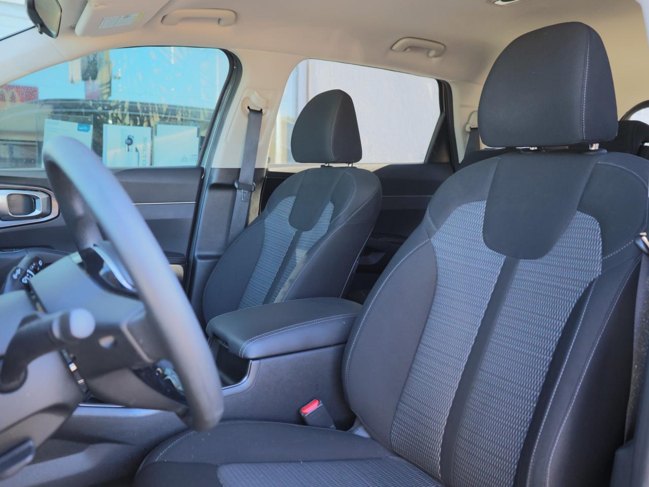 2024 Kia Sorento LX AWD   Lane Assist   Heated Seat   Cruise Photo