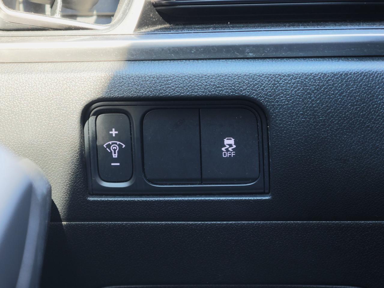 2024 Kia Sorento LX AWD   Lane Assist   Heated Seat   Cruise Photo