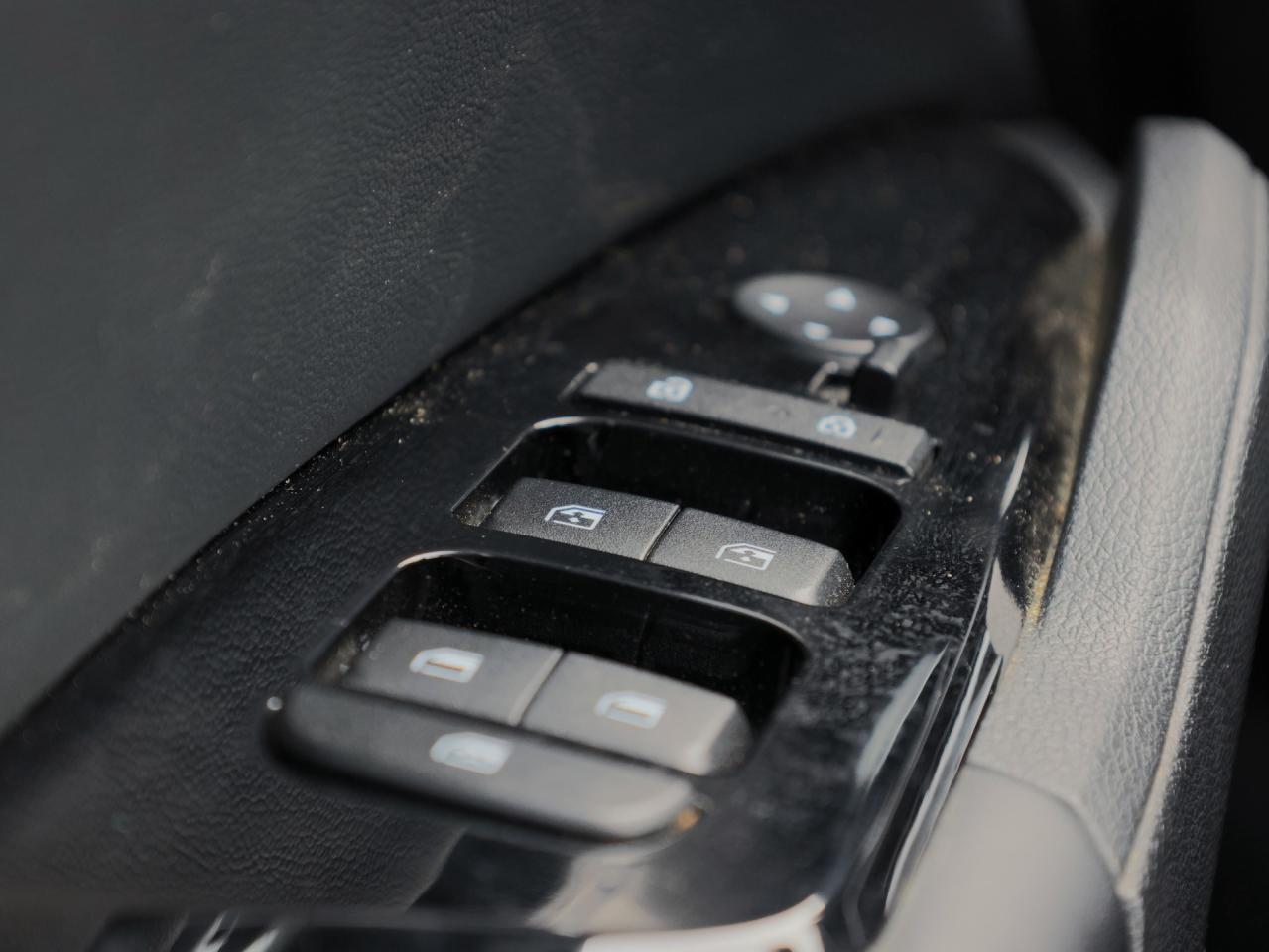 2024 Kia Sportage EX Premium   Pwr Liftgate   Cooled & Memory Seat Photo