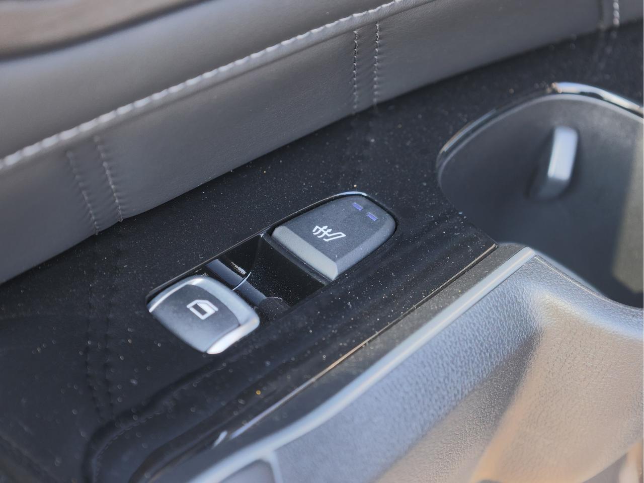 2025 Kia Sorento X-Line AWD   Demonstrator Photo